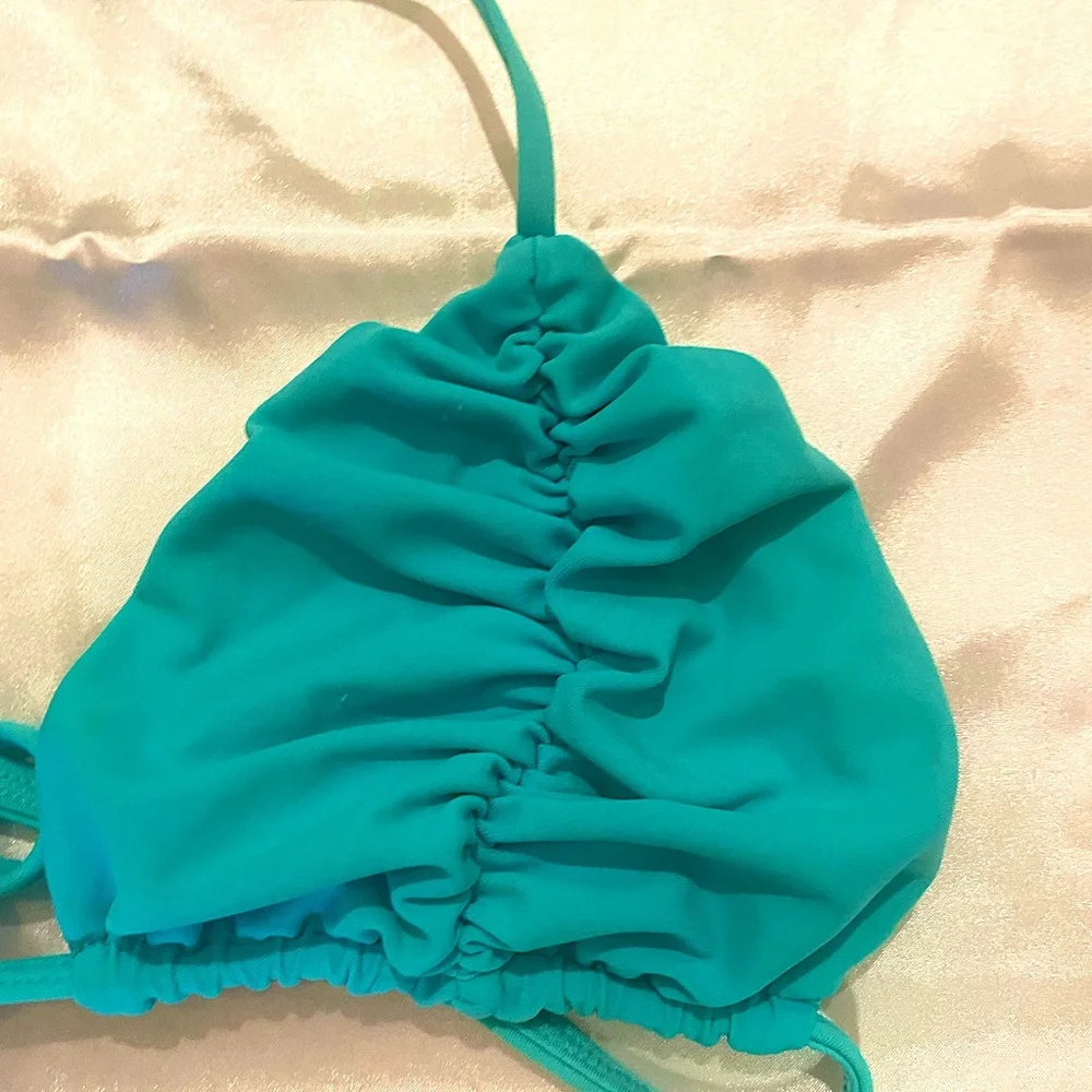 Aqua Ruffle Triangle Bikini Top - Picture 4 of 4